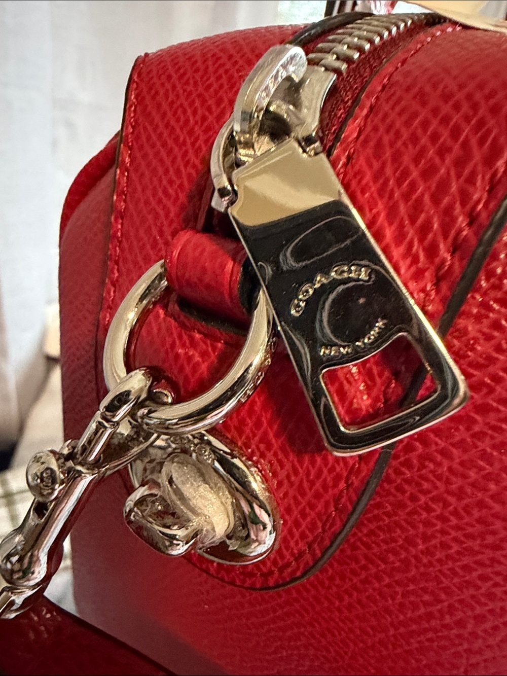 COACH Peanuts X (F37272) Red Pebbled Bennet Satchel 2015 - 2016 - Picture 6 of 11